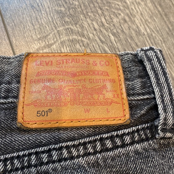 Levi’s 501 shorts - Picture 3 of 5